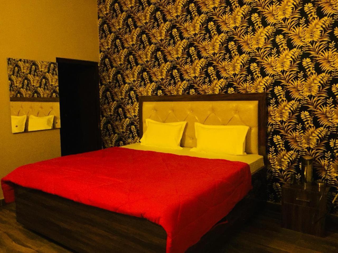 Hotel Divine Agra  Esterno foto